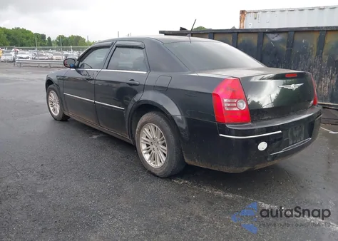 2008 Chrysler 300 Lx from USA, damaged, VIN 2C3LA43R58H201397
